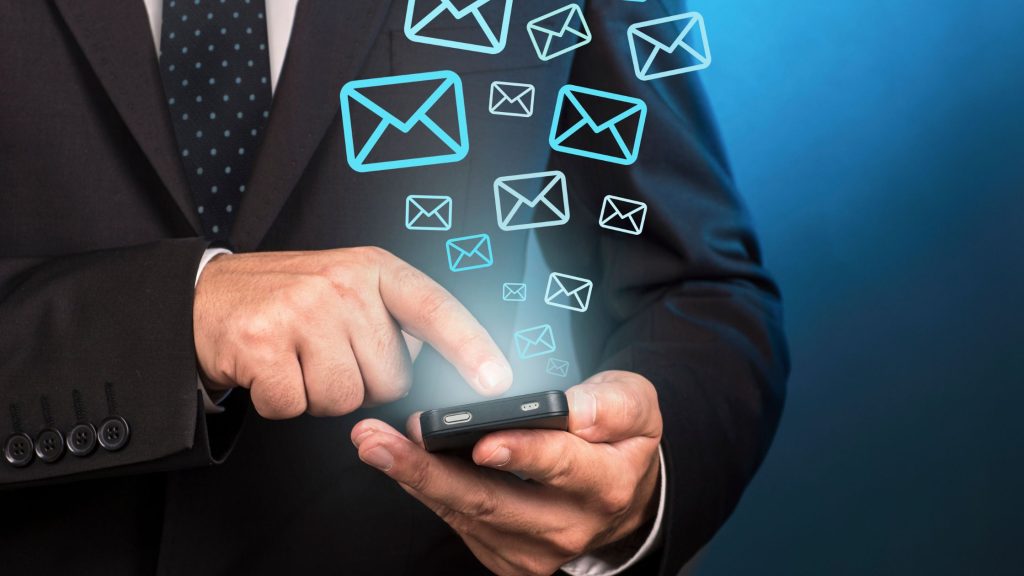 SMS Marketing Campaigns: A Guide to Boost Engagement & Conversions